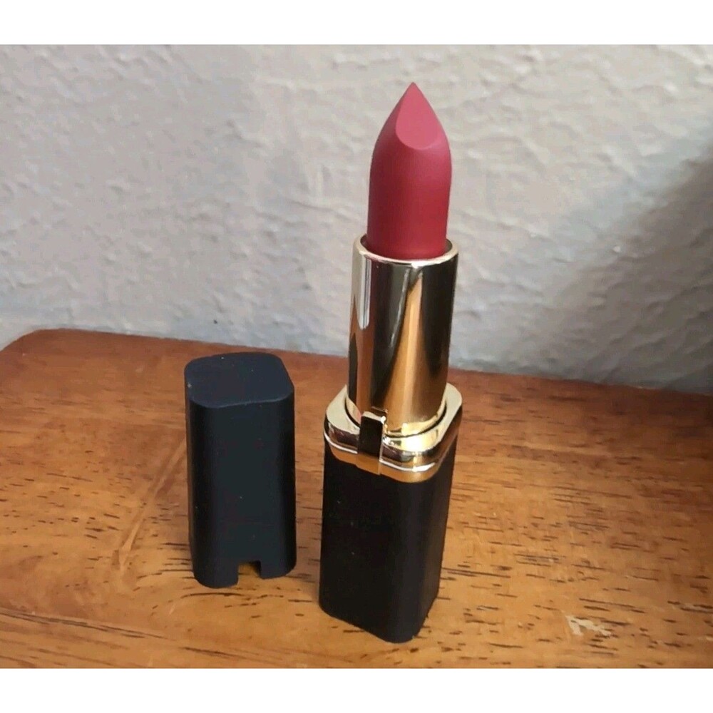 Loreal ~ Colour Riche Lipstick 403 Matte-Traction Red BRAND NEW Hard To Find